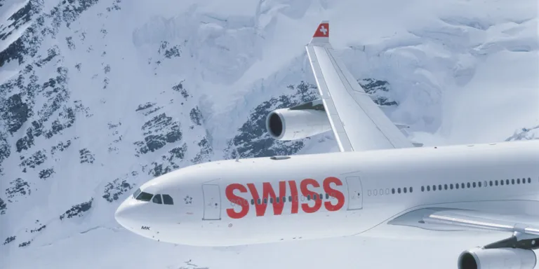 a swiss airbus a340